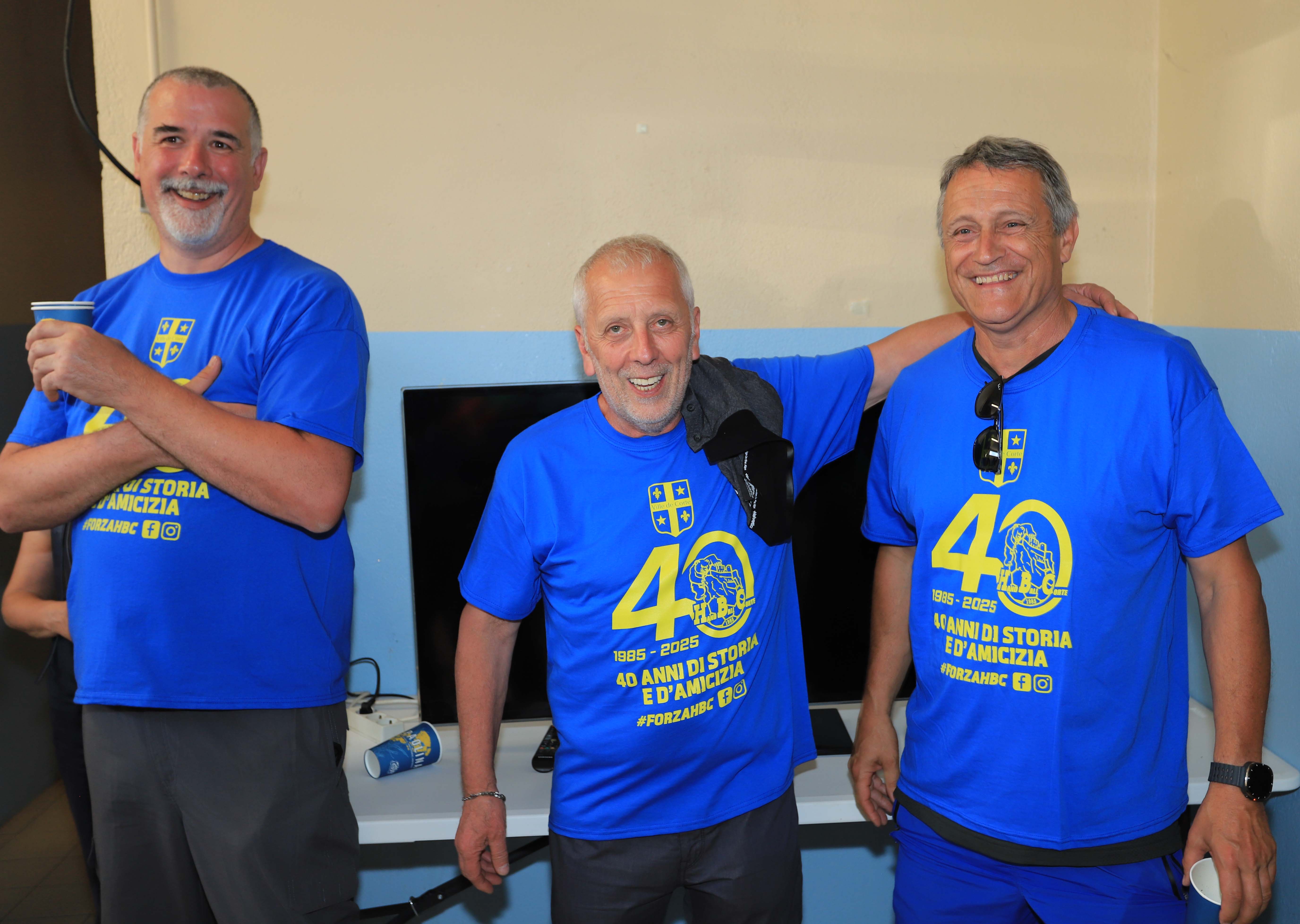 EN IMAGES - La grande famille du Hand Ball Corte s’est retrouvée au Cosec