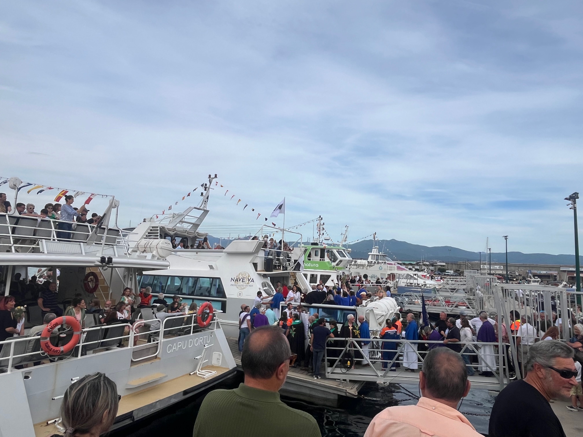 La Saint-Erasme célébrée avec ferveur en mer et dans les rues d’Ajaccio