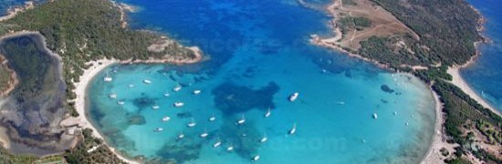 La baie d'A Rondinara, classée "espace remarquable protégé".