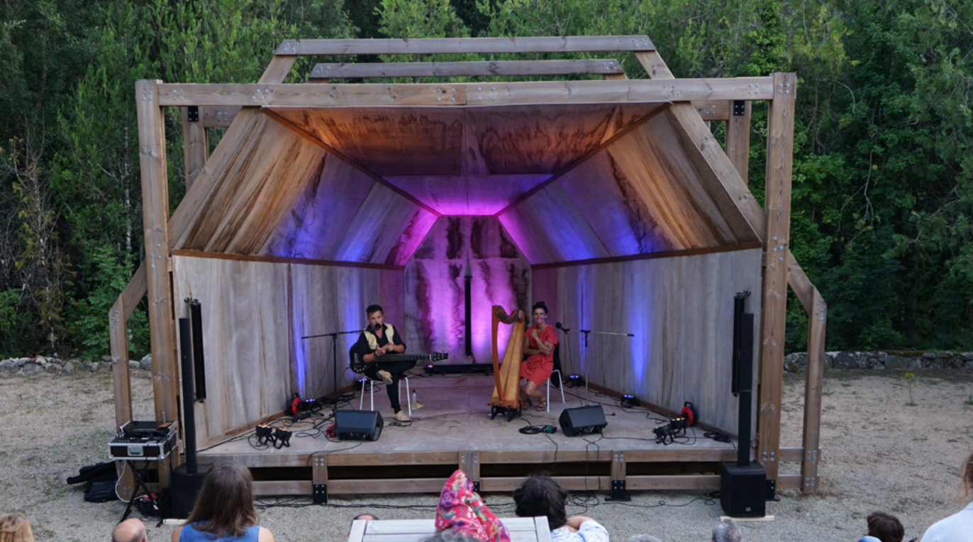 Venaco : l’été artistique de Casell’arte entre rivière, cinéma et concerts