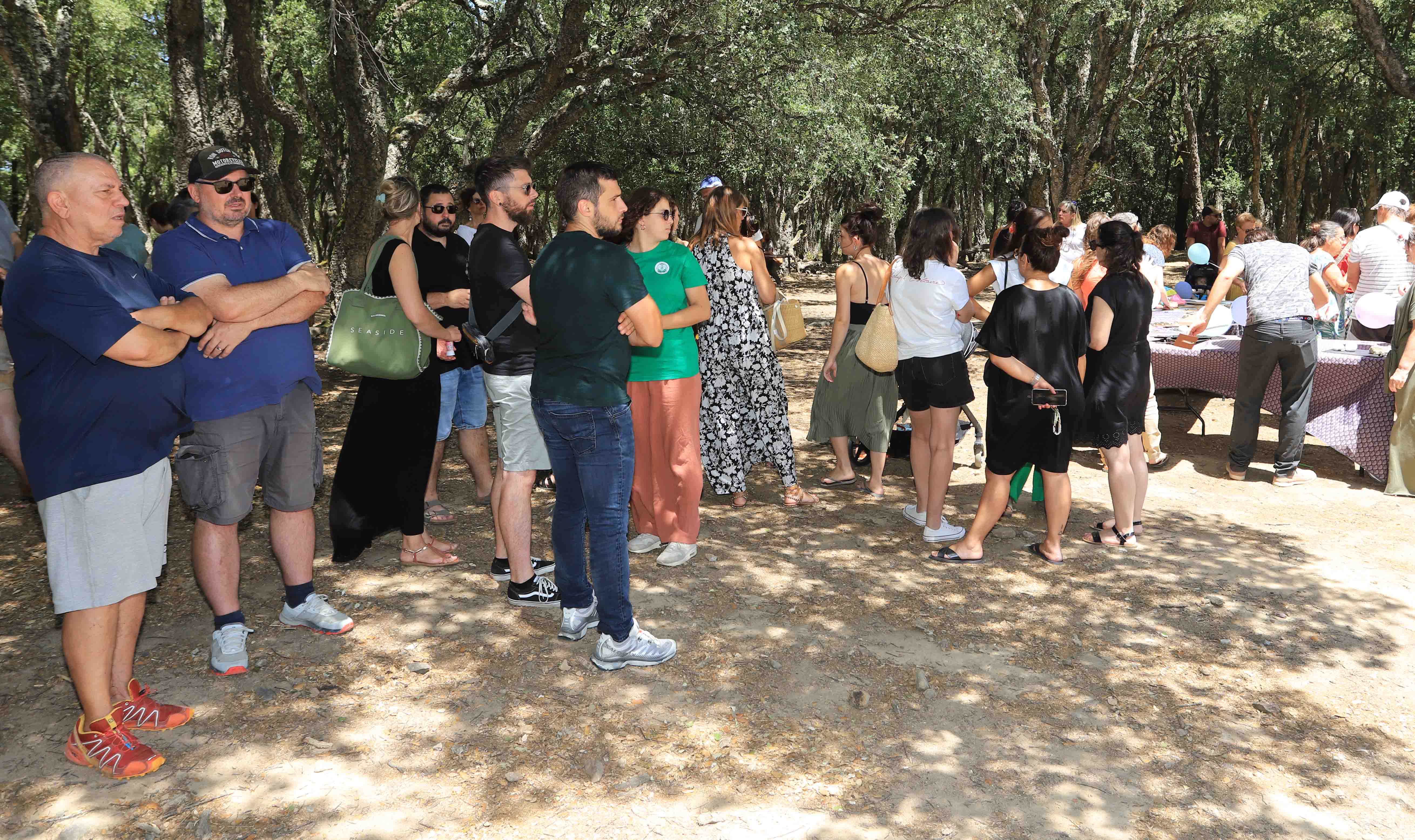 Corte rend hommage à la petite Lucie