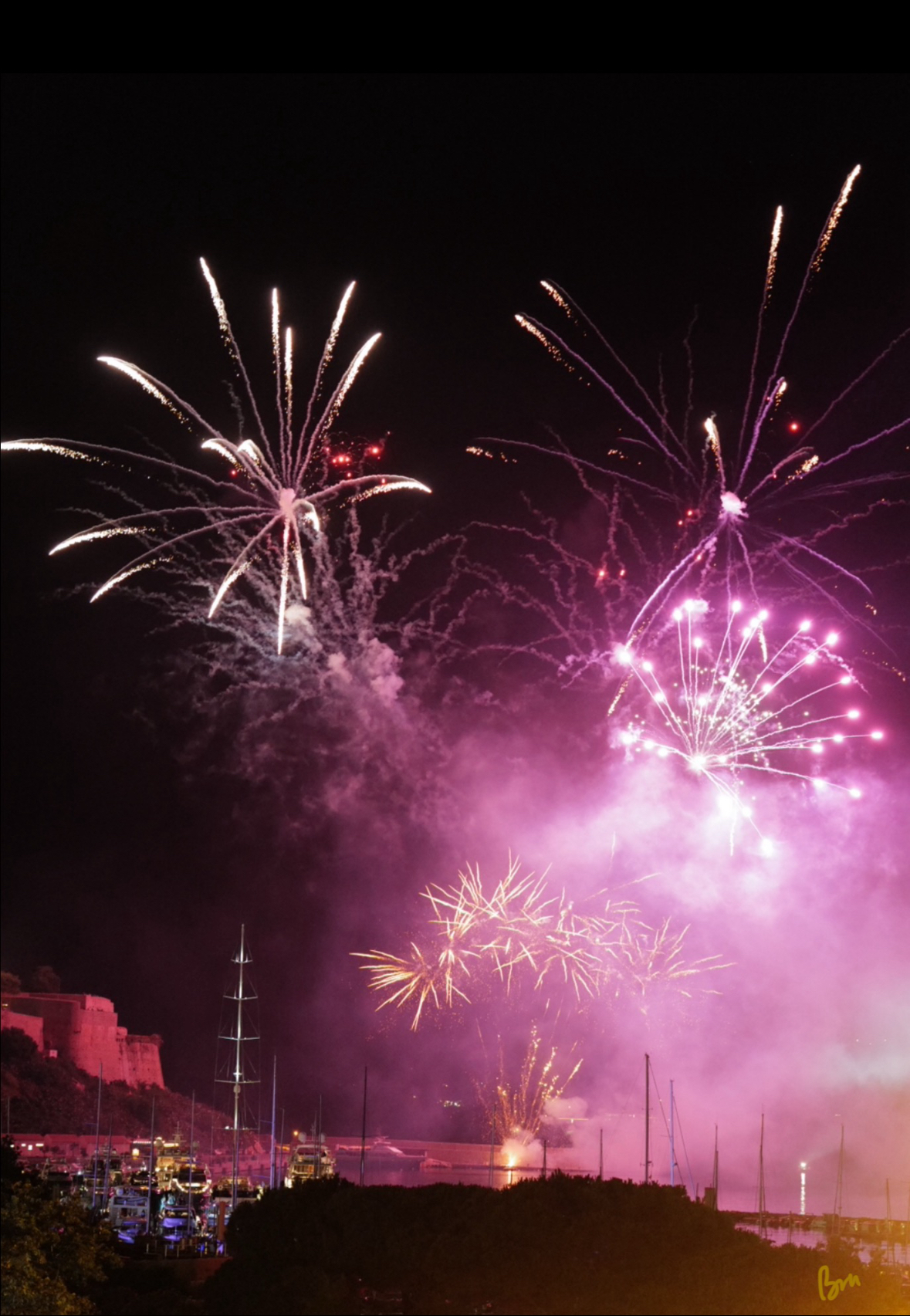 14 Juillet : vos plus belles photos des feux d’artifice en Corse