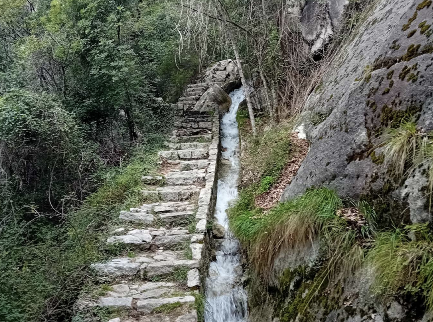 Canal de l’Ajara © Commune de Bastelica