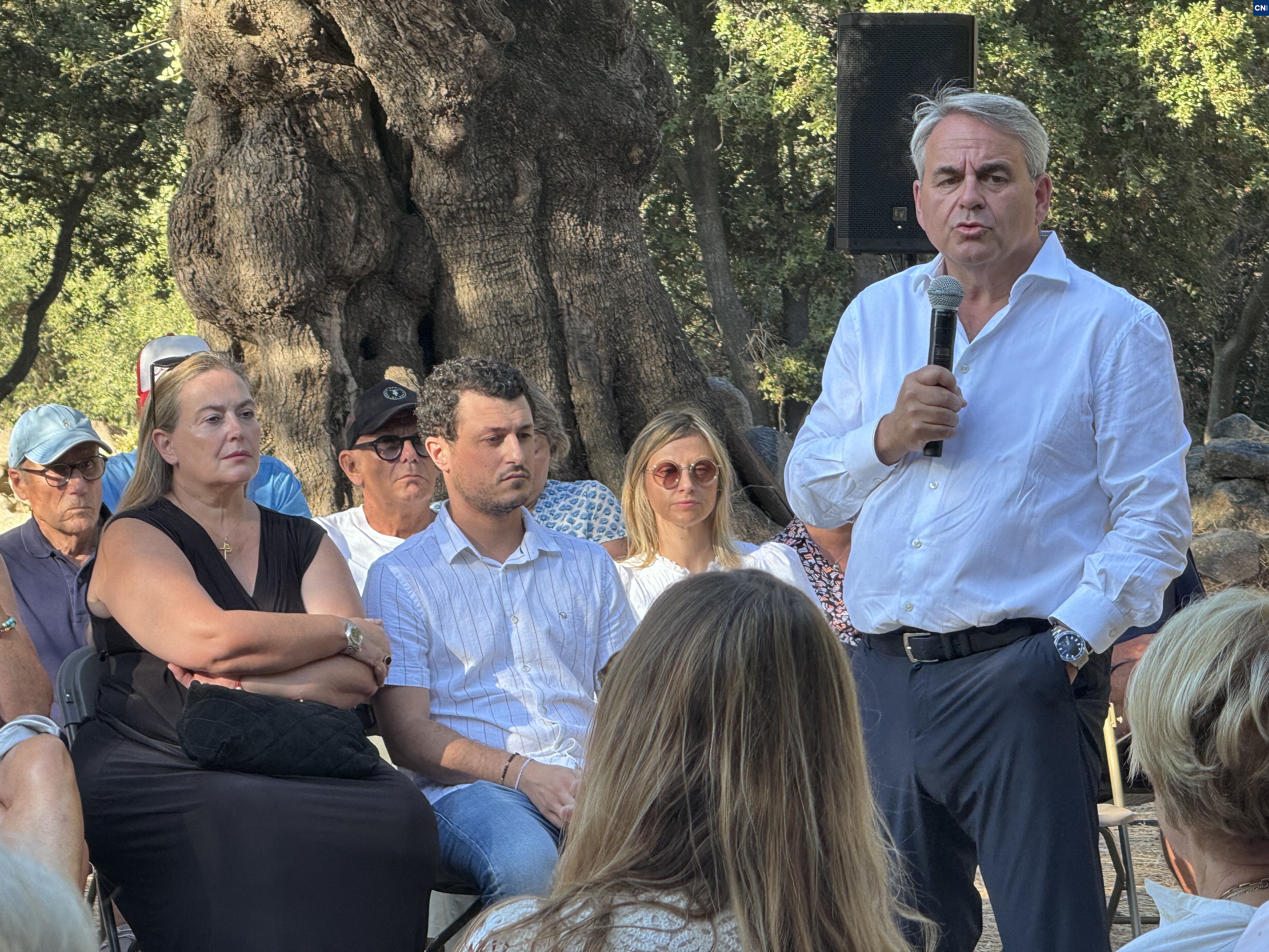 Xavier Bertrand à Lumio : « Les Corses doivent se prononcer sur l’autonomie »