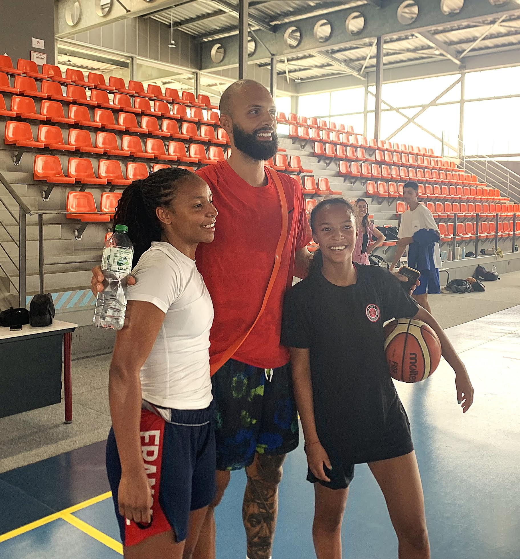 Basket : Evan Fournier en pause à Porto-Vecchio 