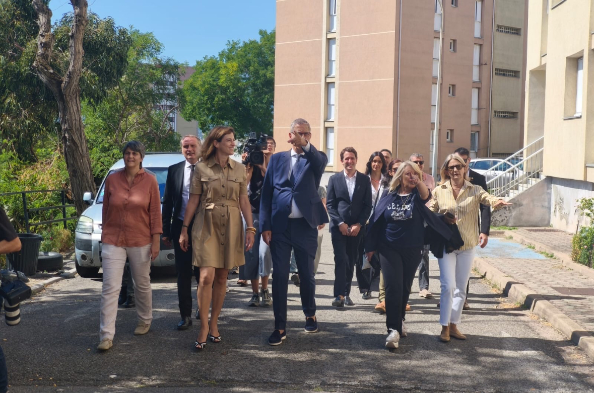 En visite à Bastia, la ministre de la ville met l’accent sur le "bien vivre" et débloque 3,7 M€ pour la Cité des Monts