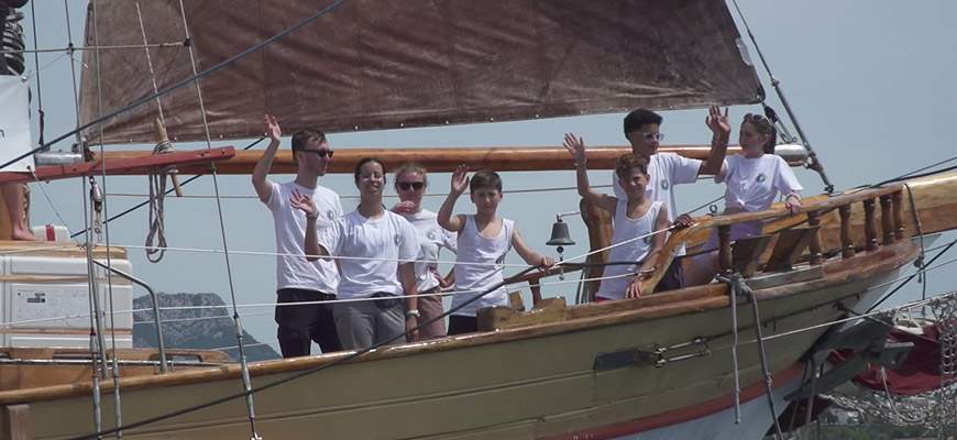 "Les Matelots de la Vie" découvrent la côte occidentale de l'île (photo association Matelots de la Vie"