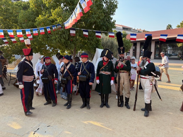 ​Ajaccio : le bivouac est installé, les « journées Napoléoniennes » sont lancées