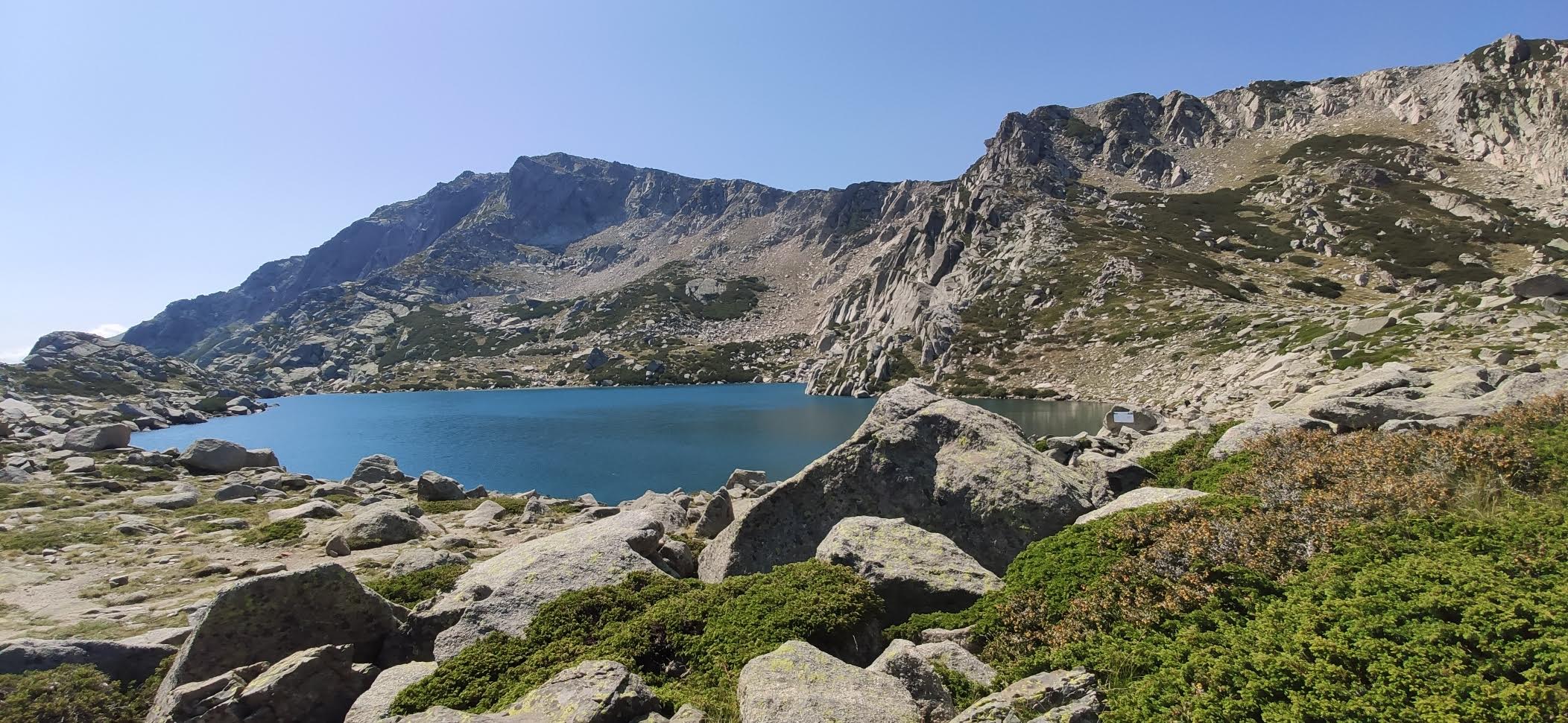 A màghjina :  lavu di Bastani, specchiu di u Renosu