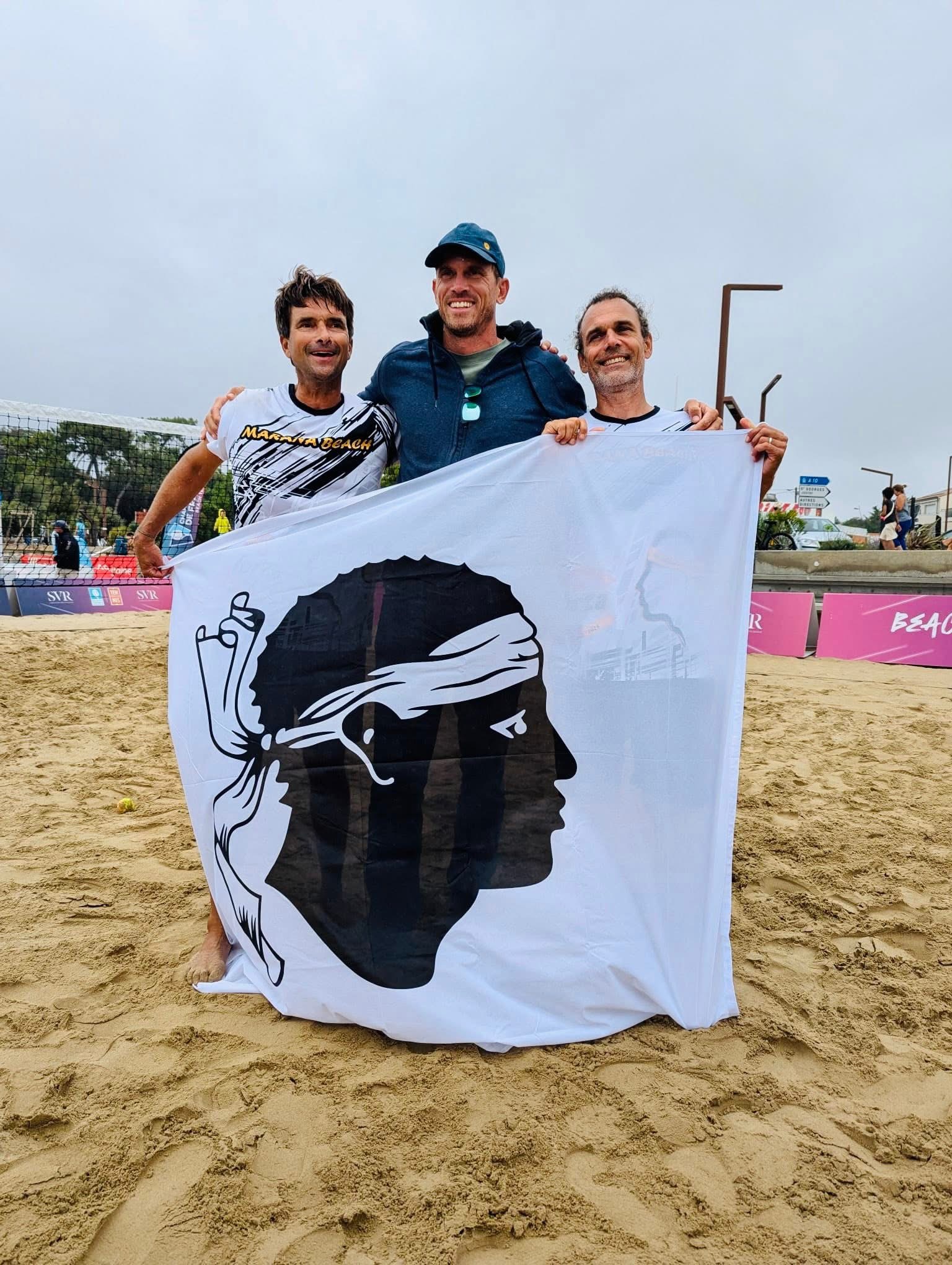 Jean-Baptiste Requier et Éric Alix Champions de France en « Over 45 » masculin.