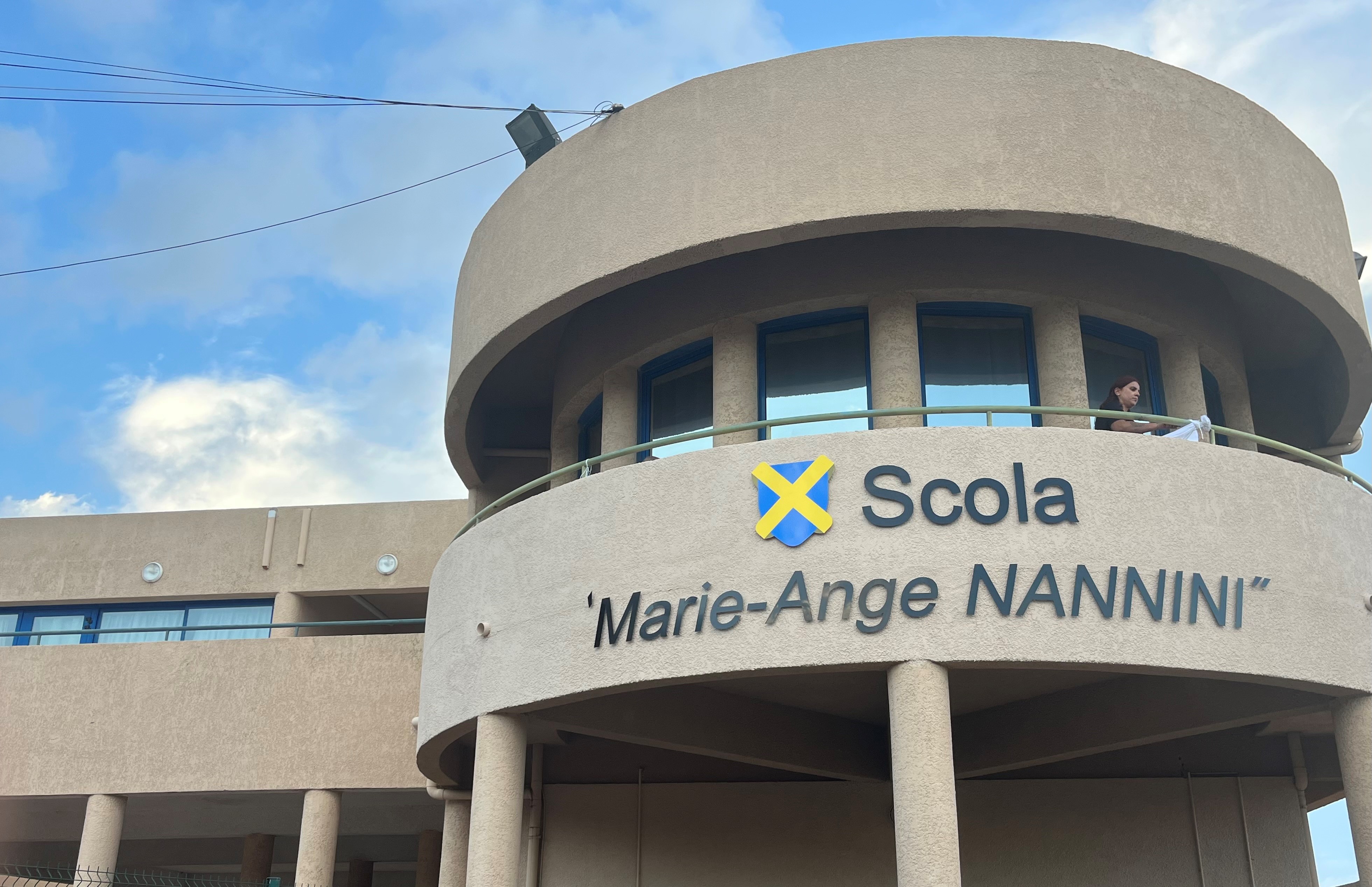 Biguglia rend hommage à l’enseignante Marie-Ange Nannini : l’école Toussaint Massoni porte désormais son nom