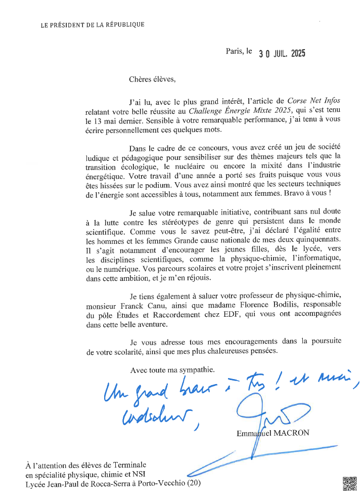 La lettre signée Emmanuel Macron, en date du 30 juillet 2025.