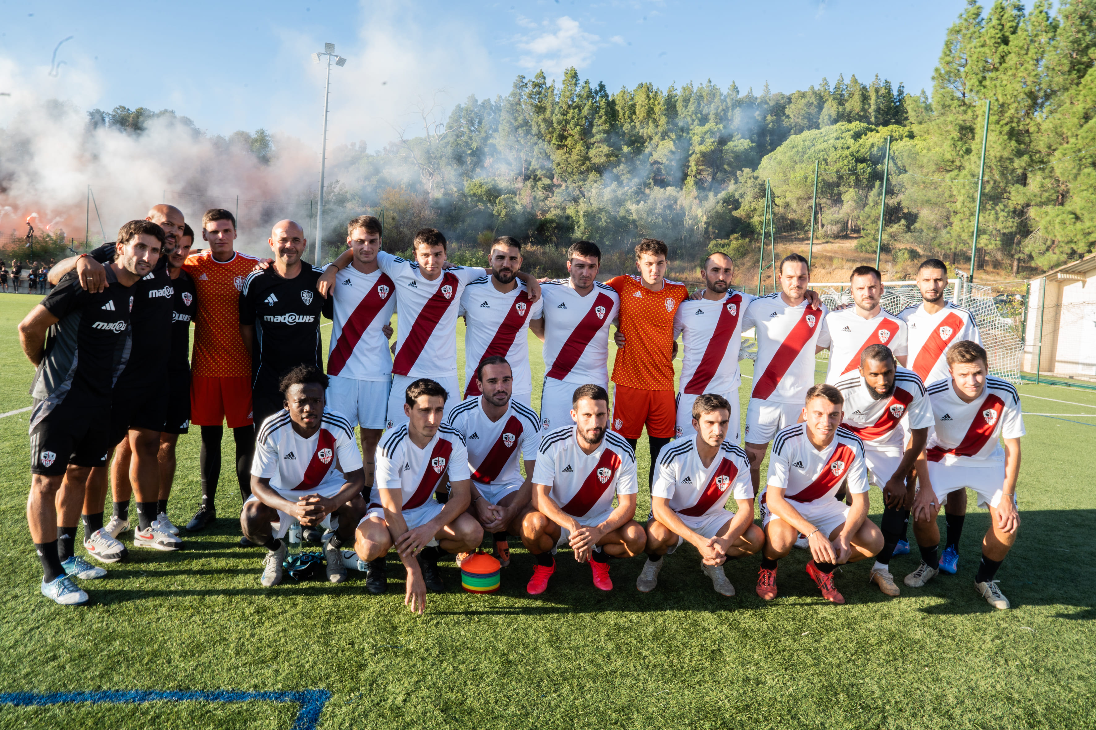 L'AC Ajaccio a repris le chemin de l'entrainement ce jeudi soir au stade de Pietralba (photos Paule Santoni)