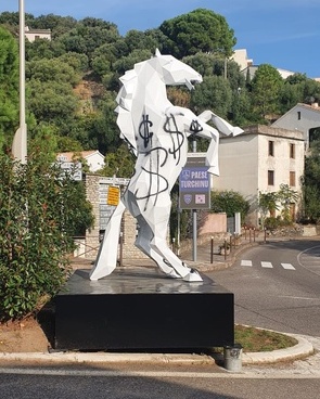 San Martino di Lota : une sculpture de Richard Orlinski vandalisée
