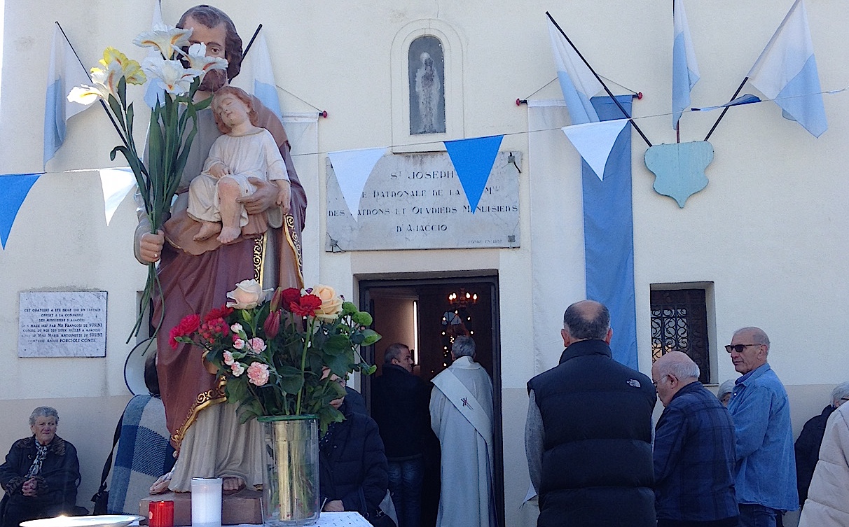 La Saint Joseph à Ajaccio : La foi, la messe et les canistrelli