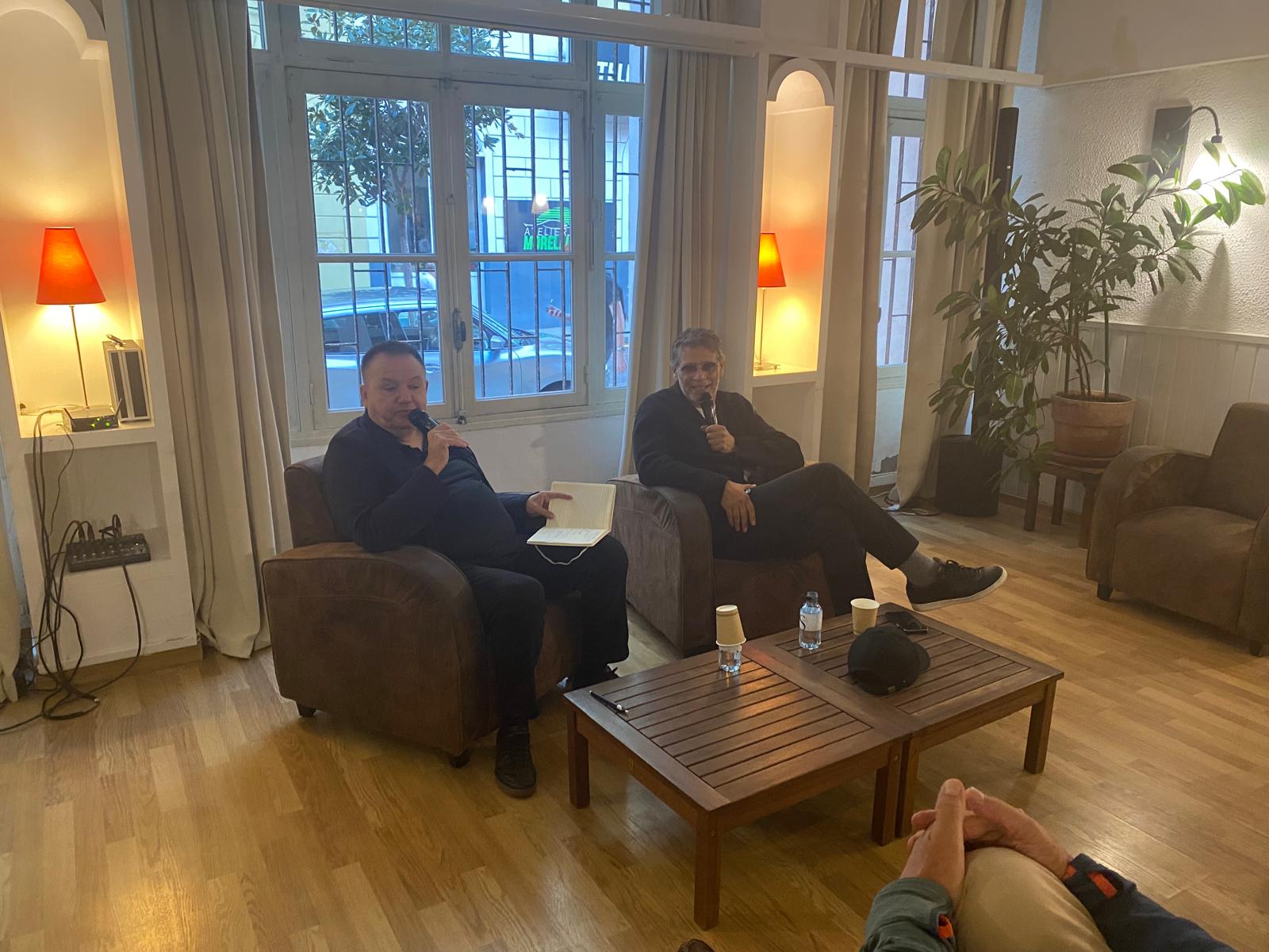 Au micro de Christophe Bourseiller, Pascal Elbé a rencontré le public au centre culturel Una Volta à Bastia