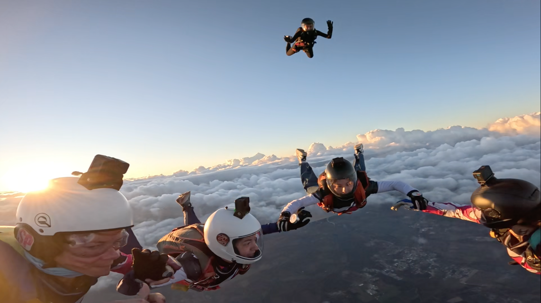 Crédit : Corse Parachutisme Tandem