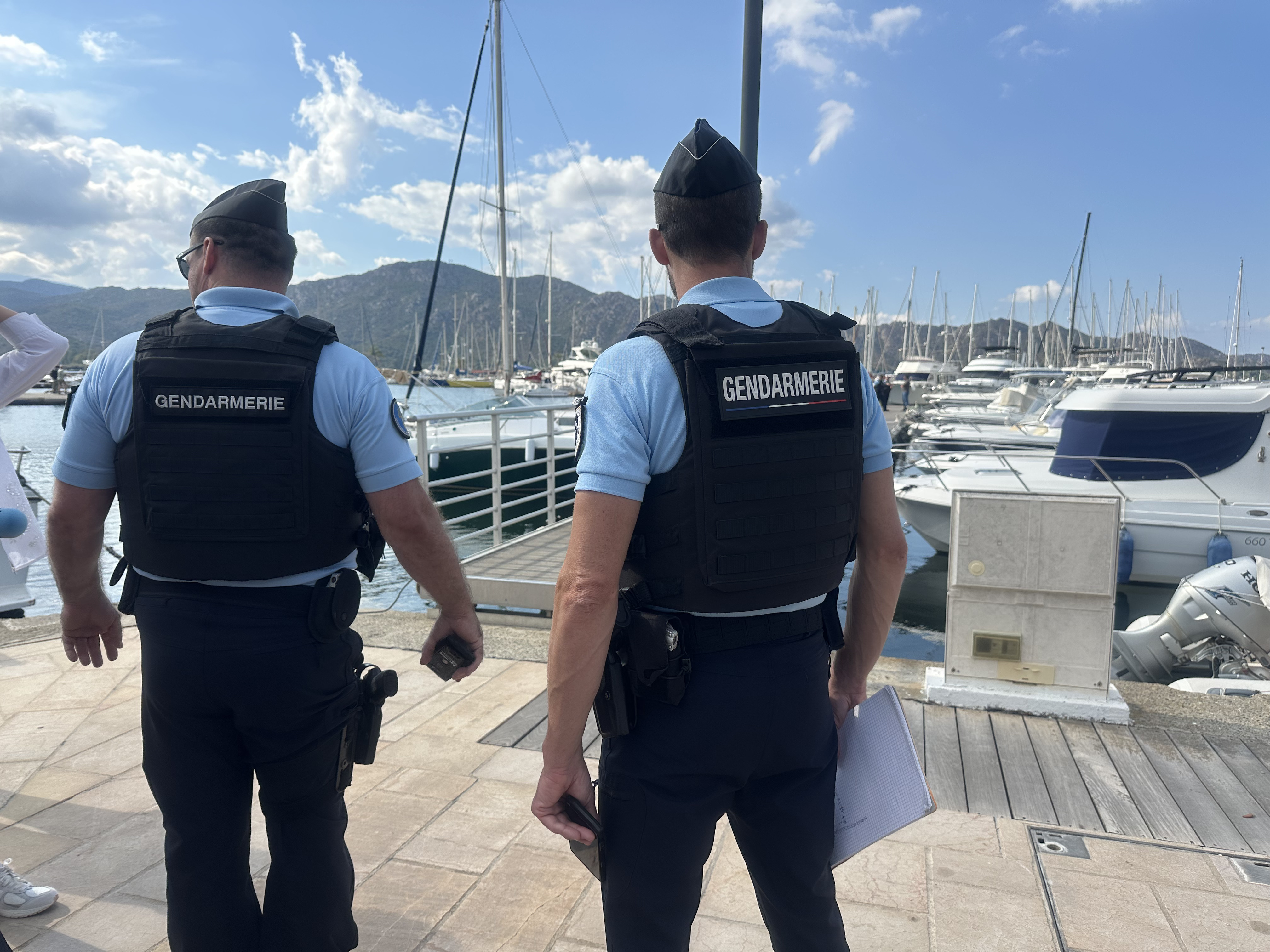 Lutte contre le trafic de drogue et l'immigration clandestine : contrôle renforcé sur le port de Saint-Florent