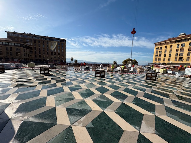 240 arbres et 5 000m2 de verdure : la révolution verte d’Ajaccio prend racine sur la place du Diamant