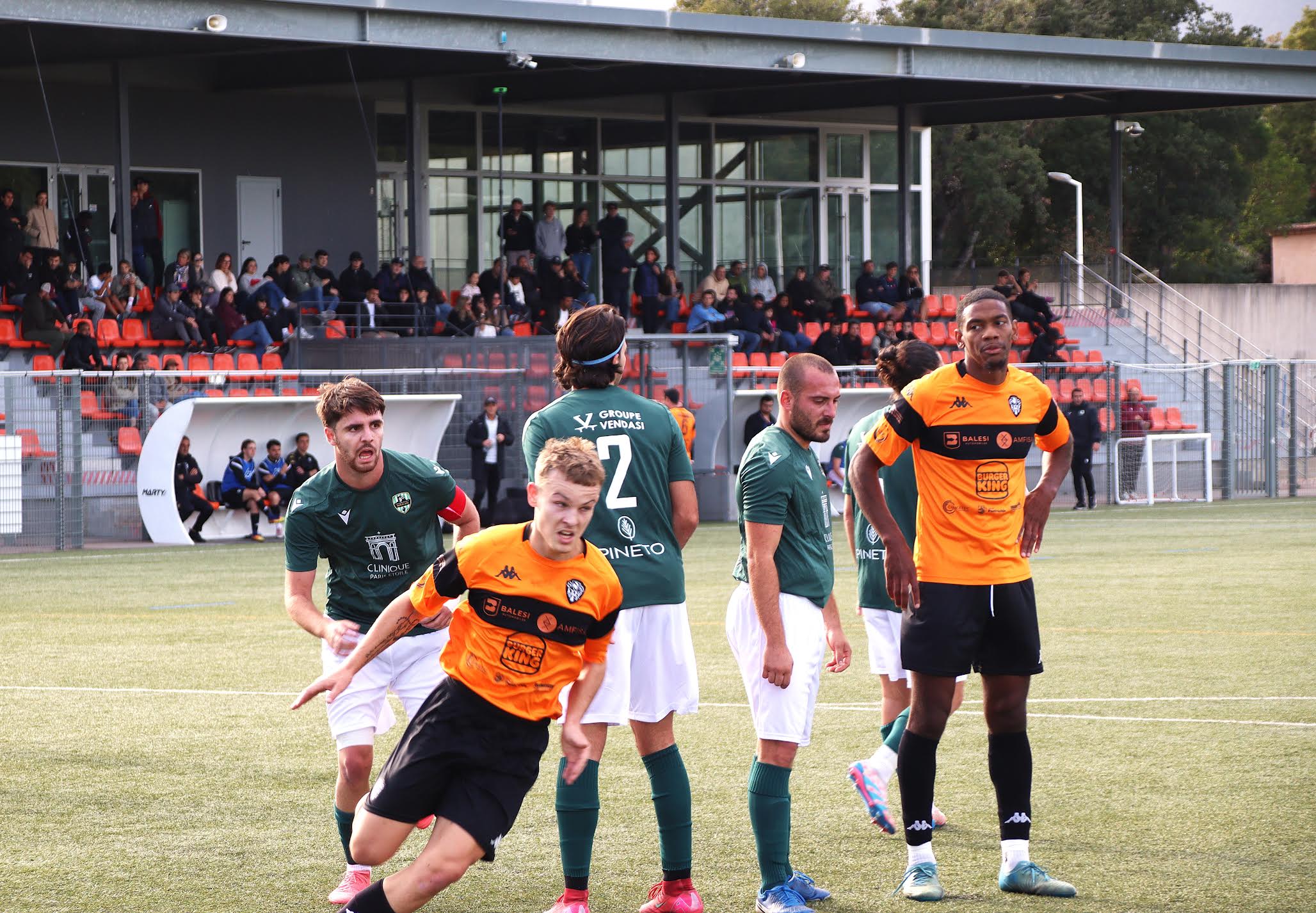 Football Grand Sud - La SVARR plus que jamais leader