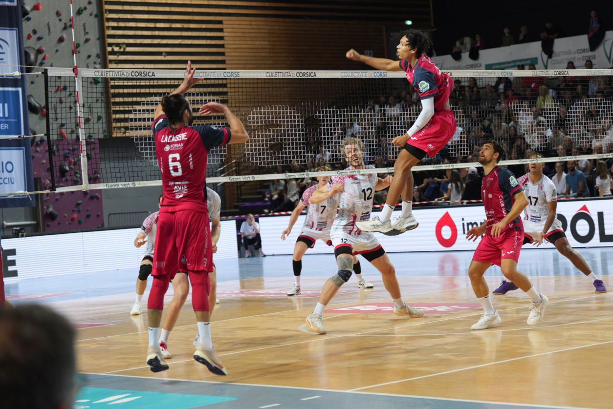 Le GFCA Volley s'est incliné ce mardi soir à Saint-Nazaire (photos Paule Santoni)