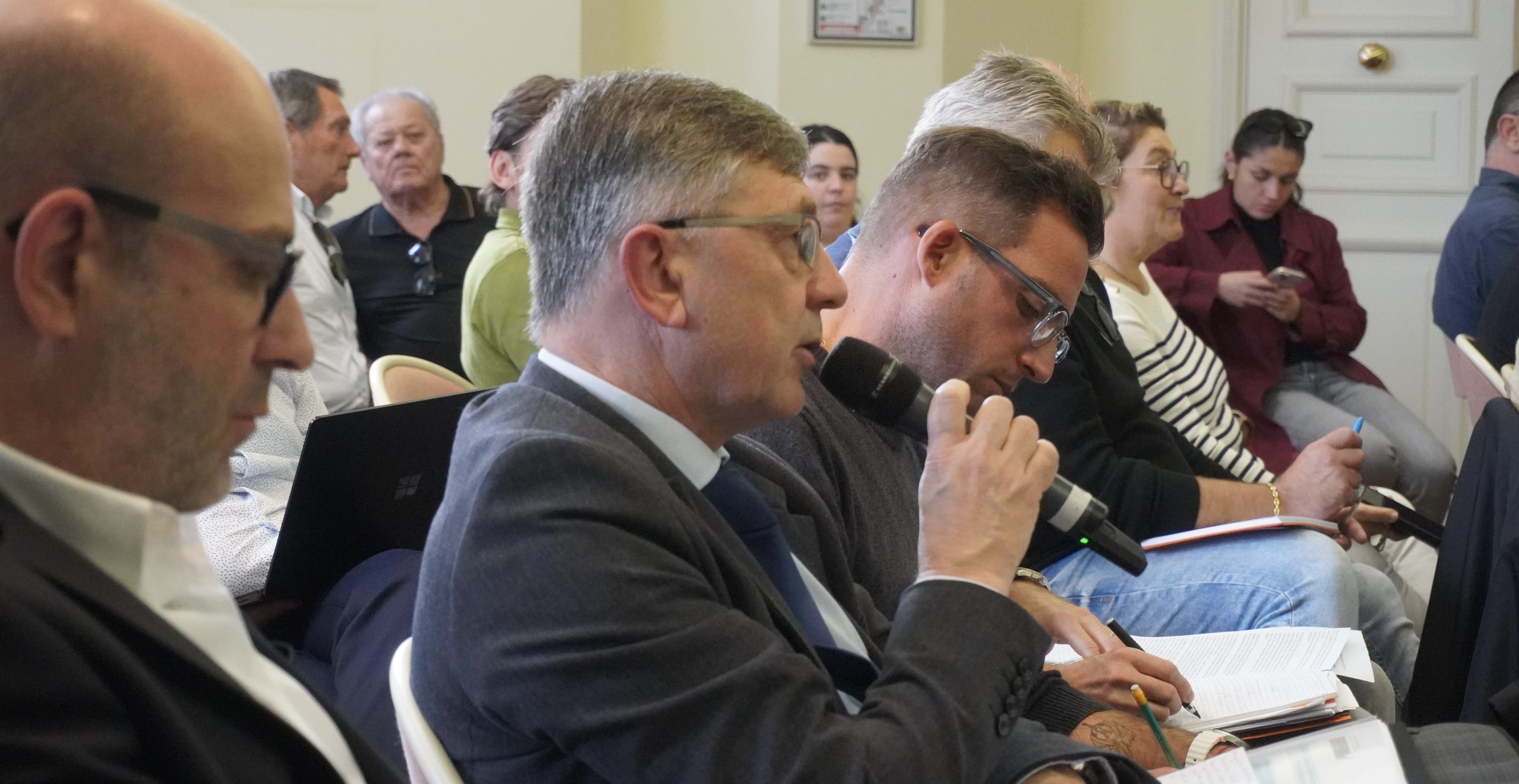 Les acteurs économiques et sociaux.