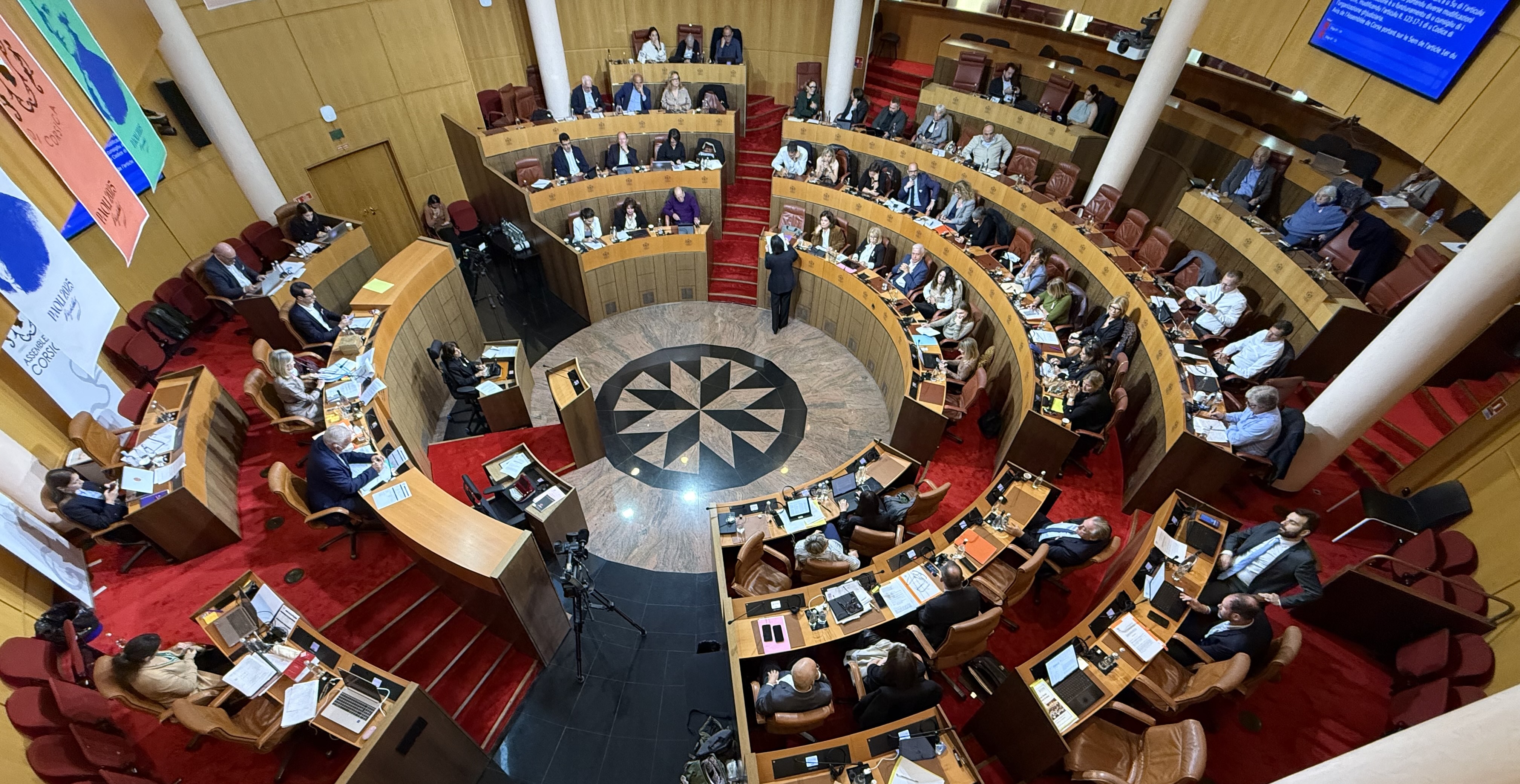 L'hémicycle de l'Assemblée de Corse. Photo Paule Santoni.