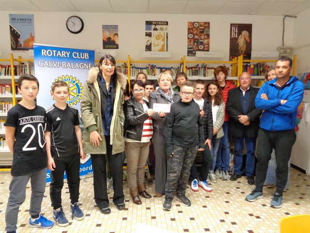 Rotary Calvi-Balagne : Un chèque pour le Collège P. Paoli à L'Ile-Rousse également