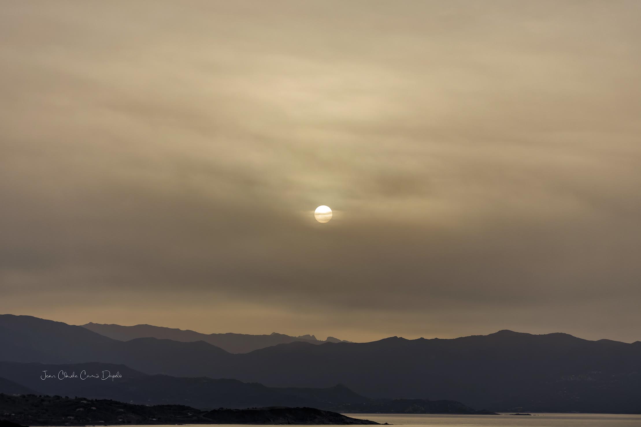 A màghjina - Lumera di desertu sopra Sagone