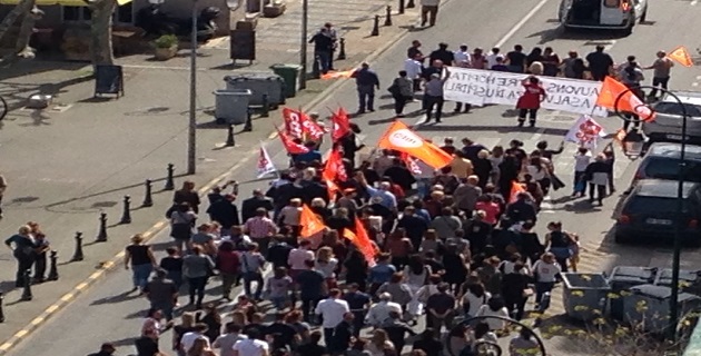 Manifestation de l'intersyndicale hospitalière à Ajaccio : "Votre hôpital se meurt"