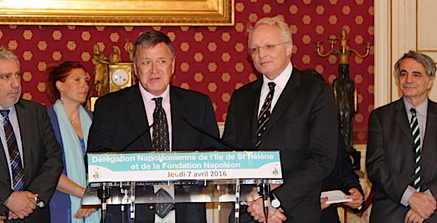 Le gouverneur de Sainte-Hélène à Ajaccio : L'alpha et l'oméga de l'épopée napoléonienne