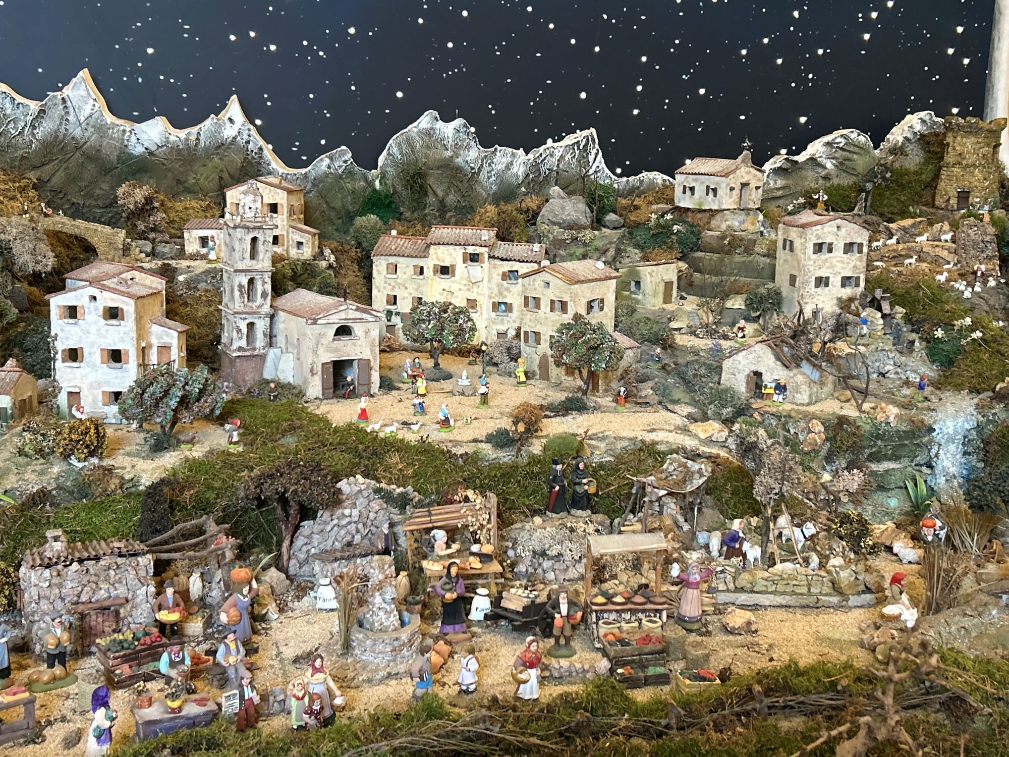 Ajaccio : La crèche a fait son retour dans le hall de l'hôtel de Ville