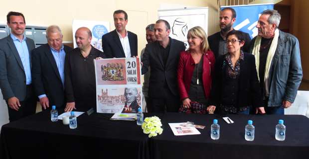 Autour de Paul Pierinelli et de Jean-Christophe Angelini, tous les partenaires du projet monnaie locale : la CTC, la CCI, la Chambre des métiers, la ville de Bastia, la CAB, l’ODARC… et le sculpteur Gabriel Diana, président du Comité chargé de sélectionner les dessins des billets.