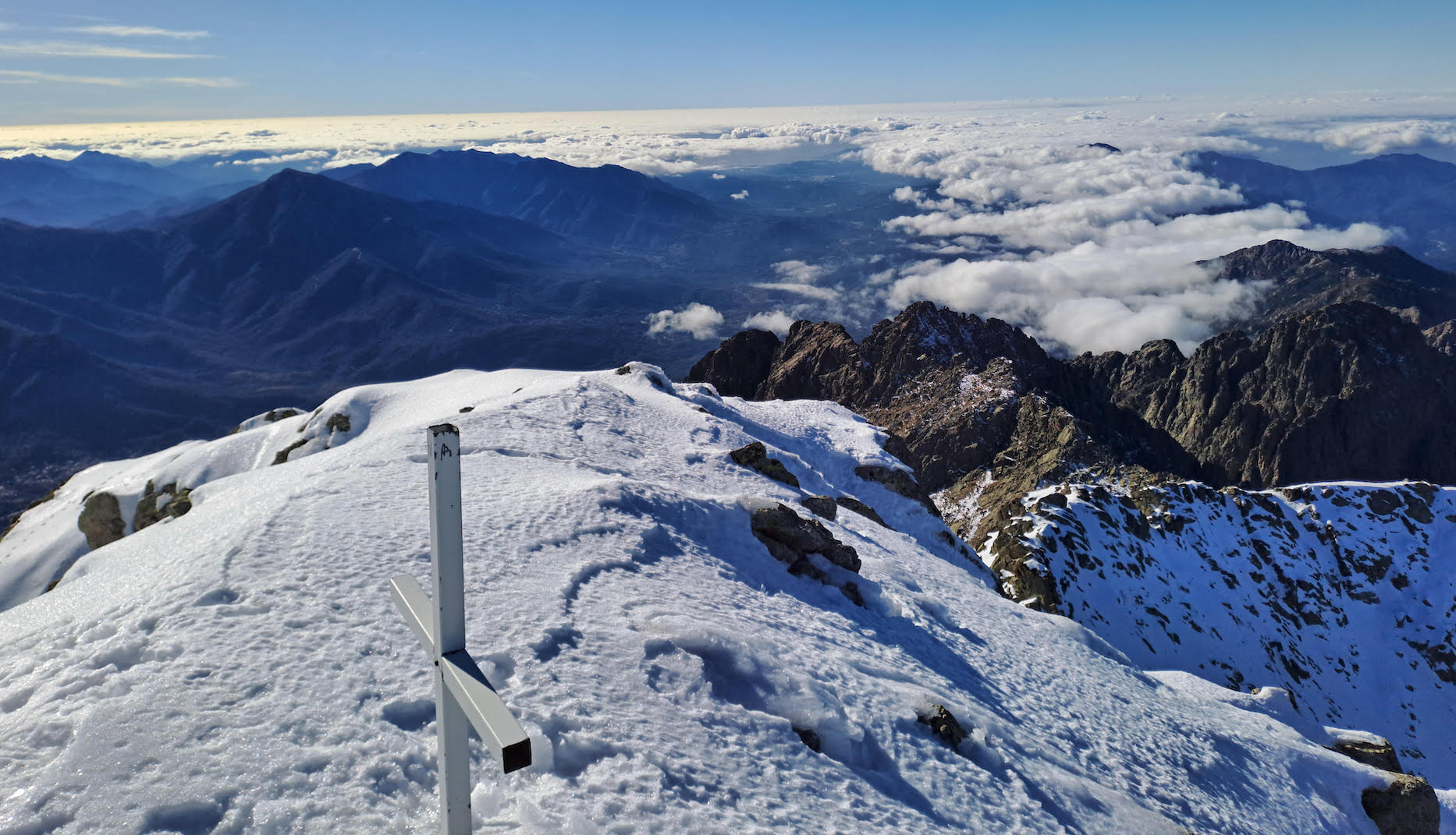 A màghjina - A Gravona sott’à i nuli, vista da a Punta Migliarellu