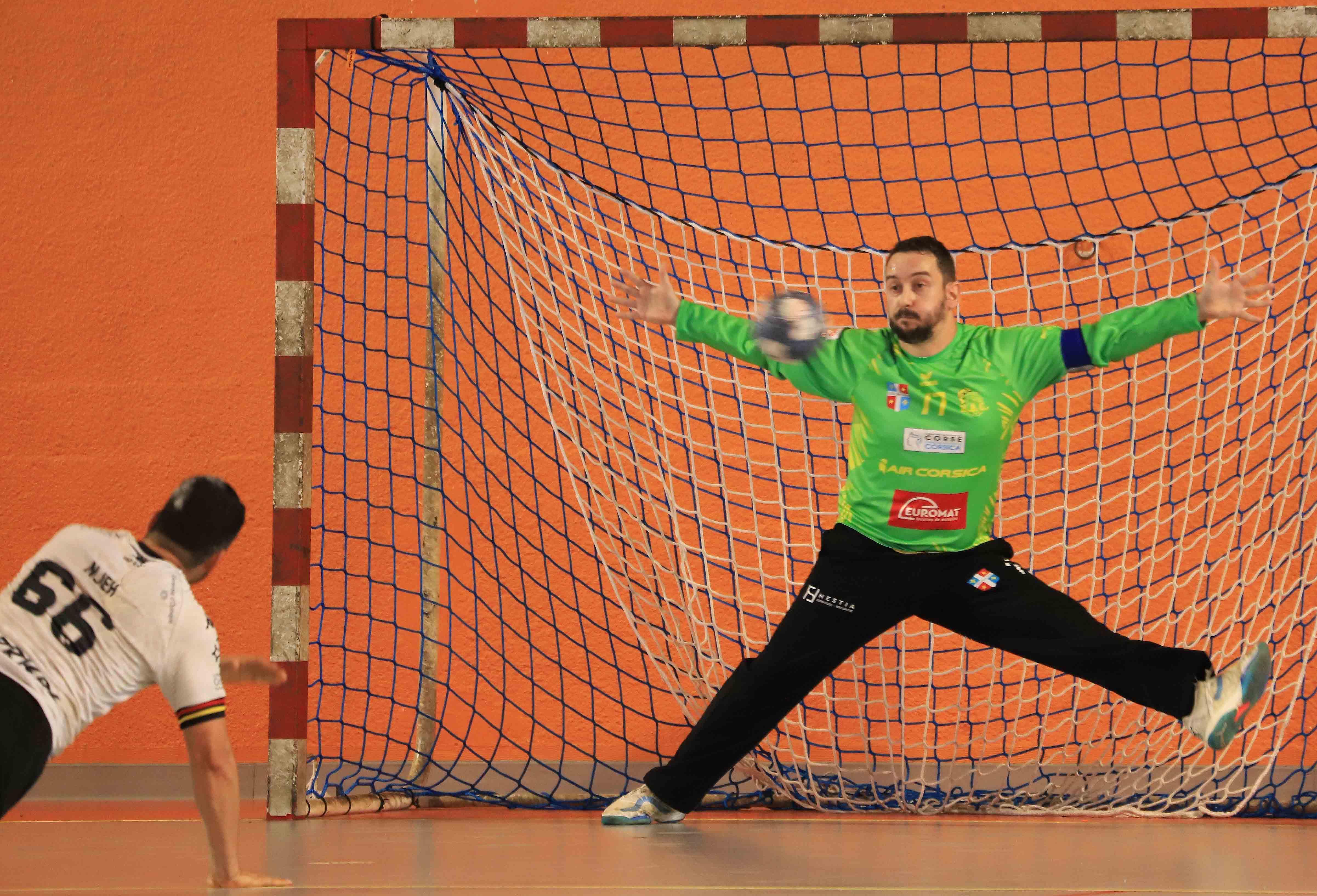 Handball N2 - La victoire du courage de Corte - Ile-Rousse face à Agde (33-31)