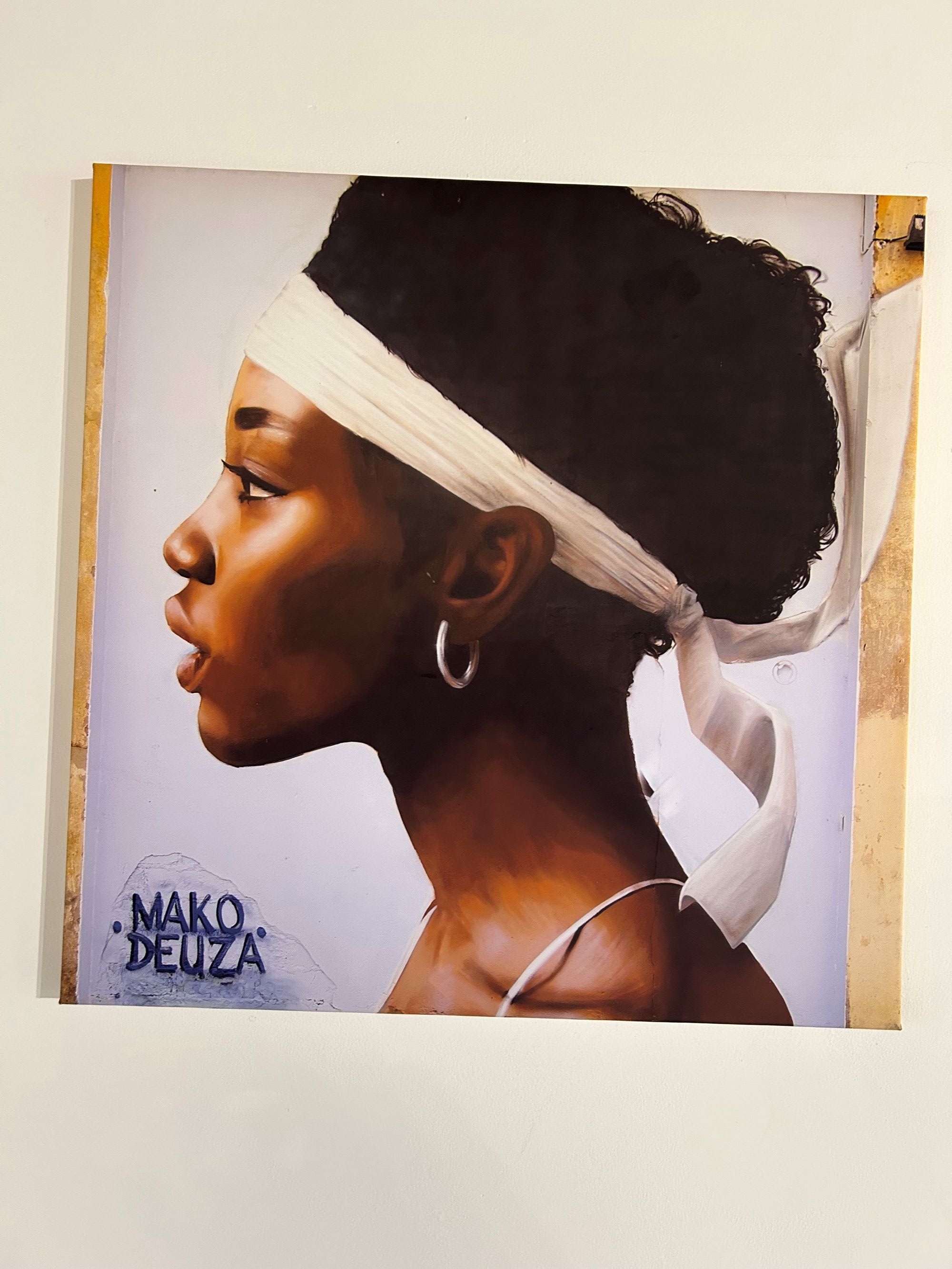 C'est la peinture mythique de Mako Deuza. A Ajaccio, vous pouvez voir cette peinture de 4x5m au port Charles Ornano.