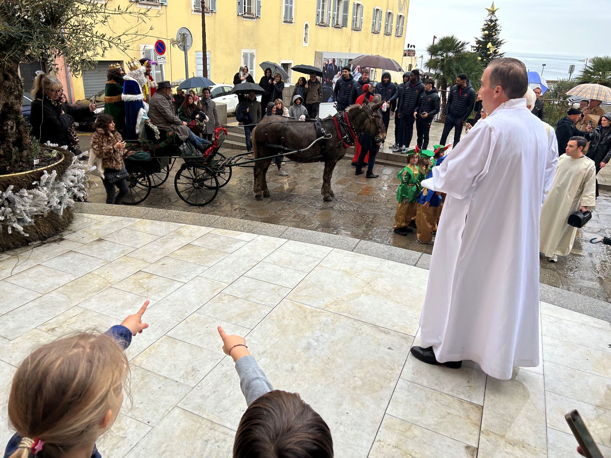 EN IMAGES - Les Rois Mages sont arrivés à Ajaccio