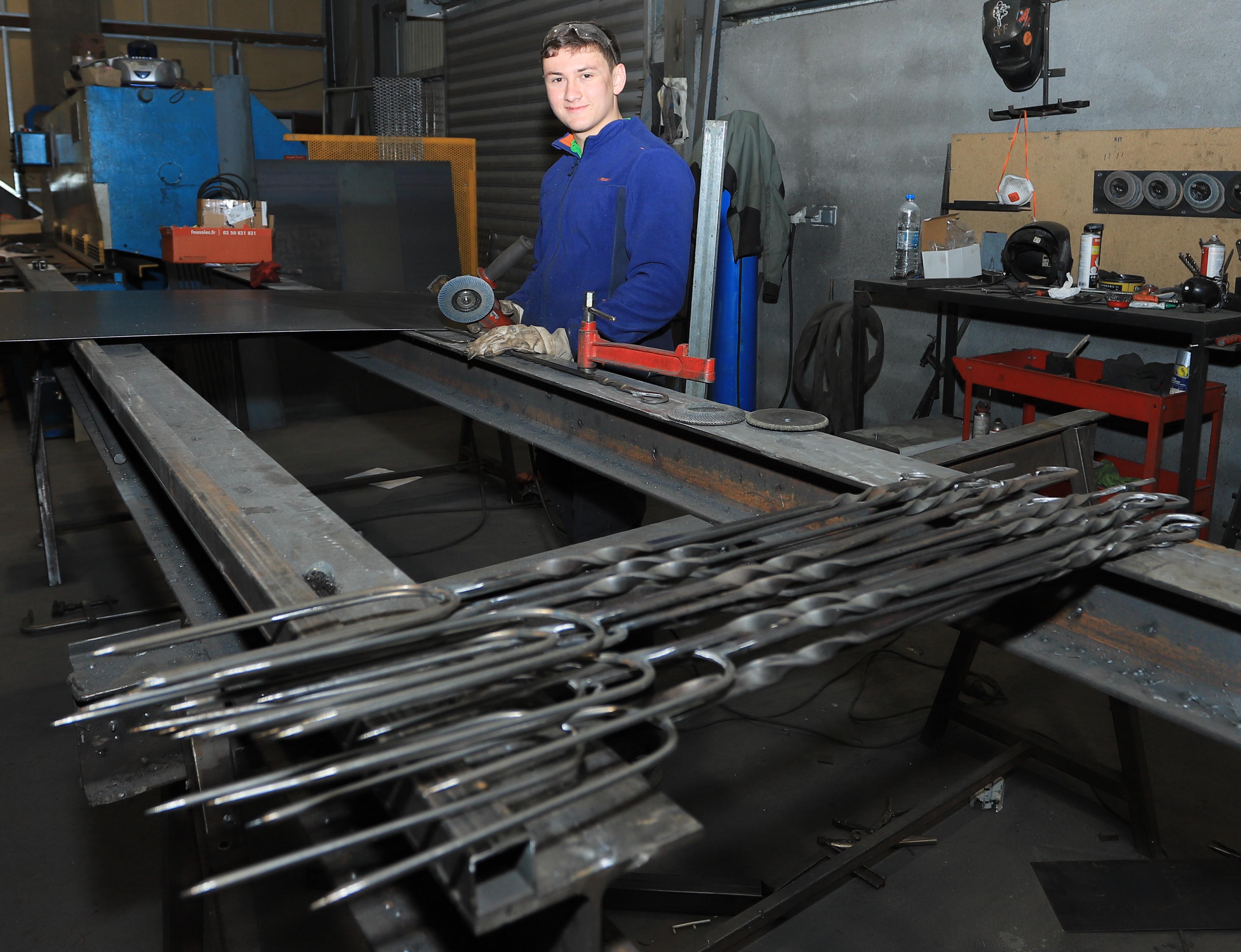 Philippe, son fils aîné, semble prêt pour prendre la relève des "Fiamone".