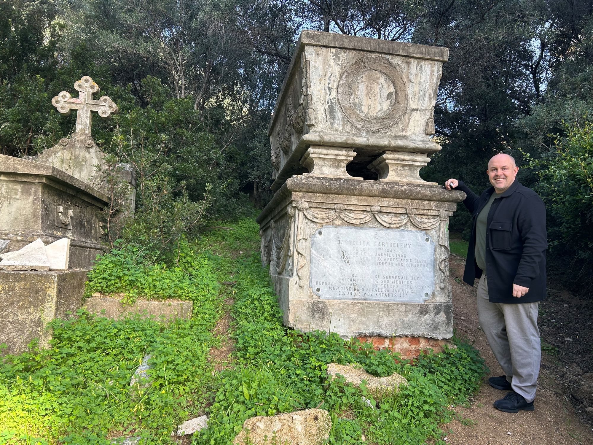 Ajaccio : Une association au chevet des 150 chapelles et sépultures de la route des Sanguinaires