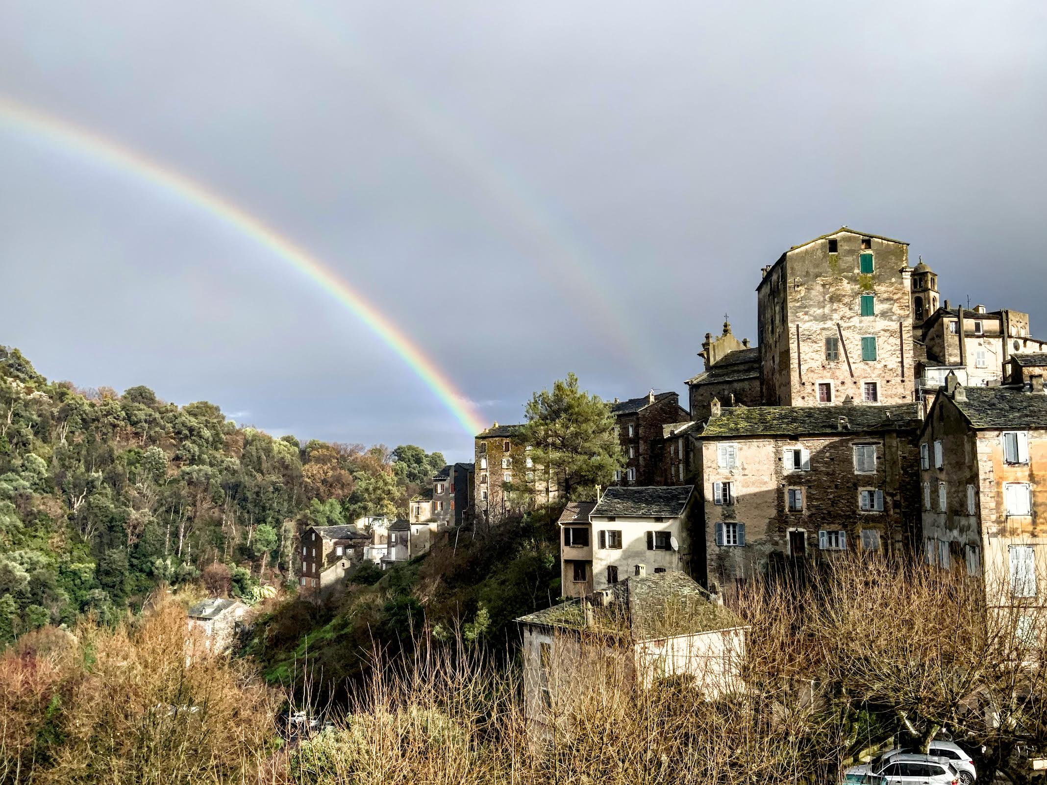 A màghjina -Arcubalenu nant’à U Viscuvatu
