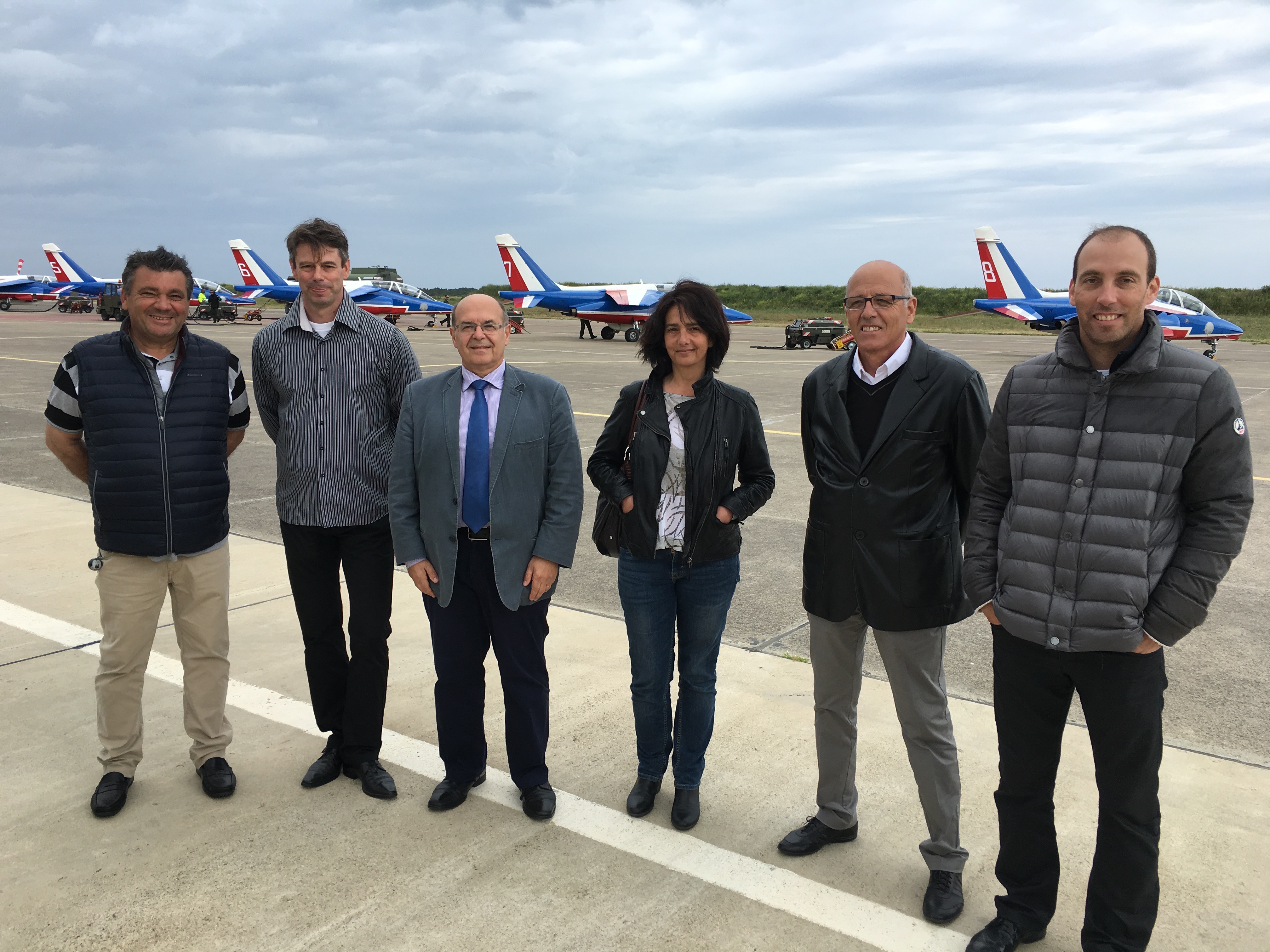 L'inspecteur académique Jean-Dominique Coggia (Veste costume) entouré des membres du CIRAS Corse