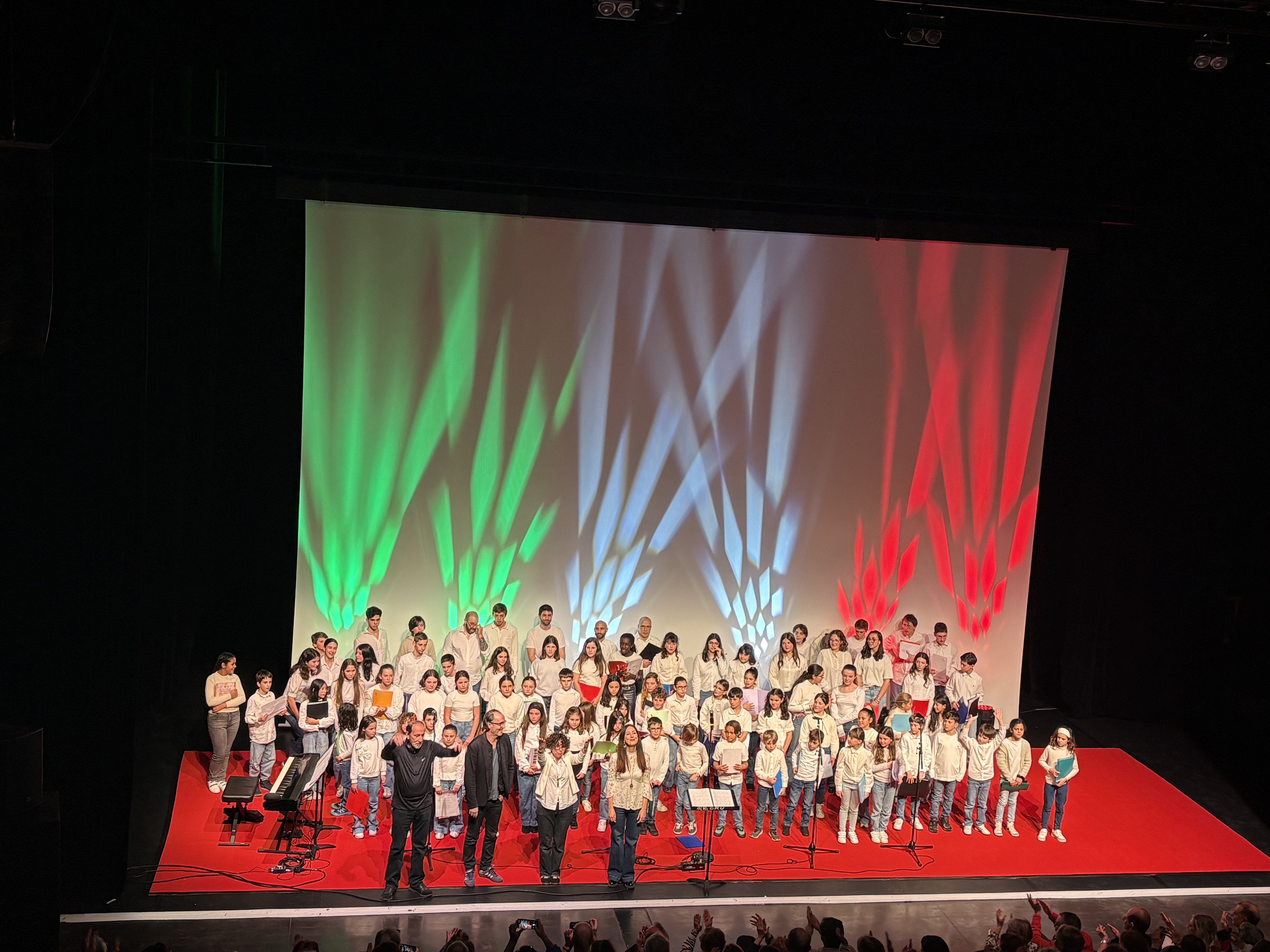 En clôture de cette 38e édition, un beau concert des choeurs de l'antenne bastiaise du conservatoire Henri Tomasi.