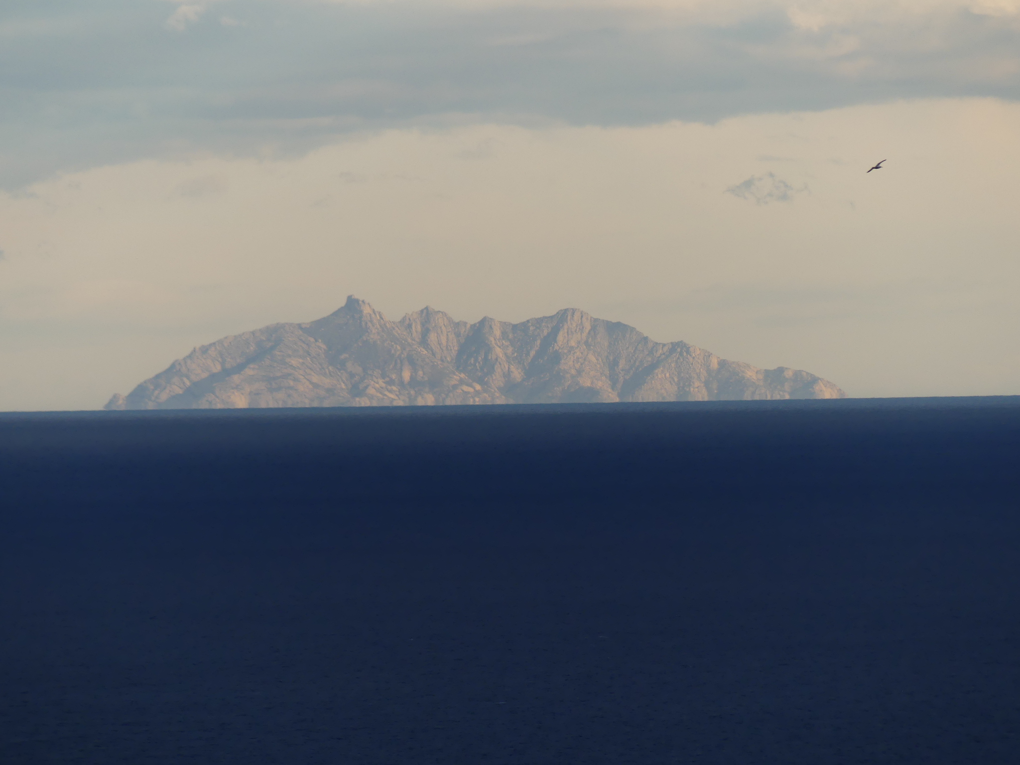 A màghjina - À a calata di u sole, Montecristu si scopre