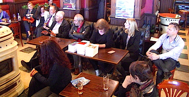Histoire(s) en Mai à Bastia : Un café littéraire pour commencer !