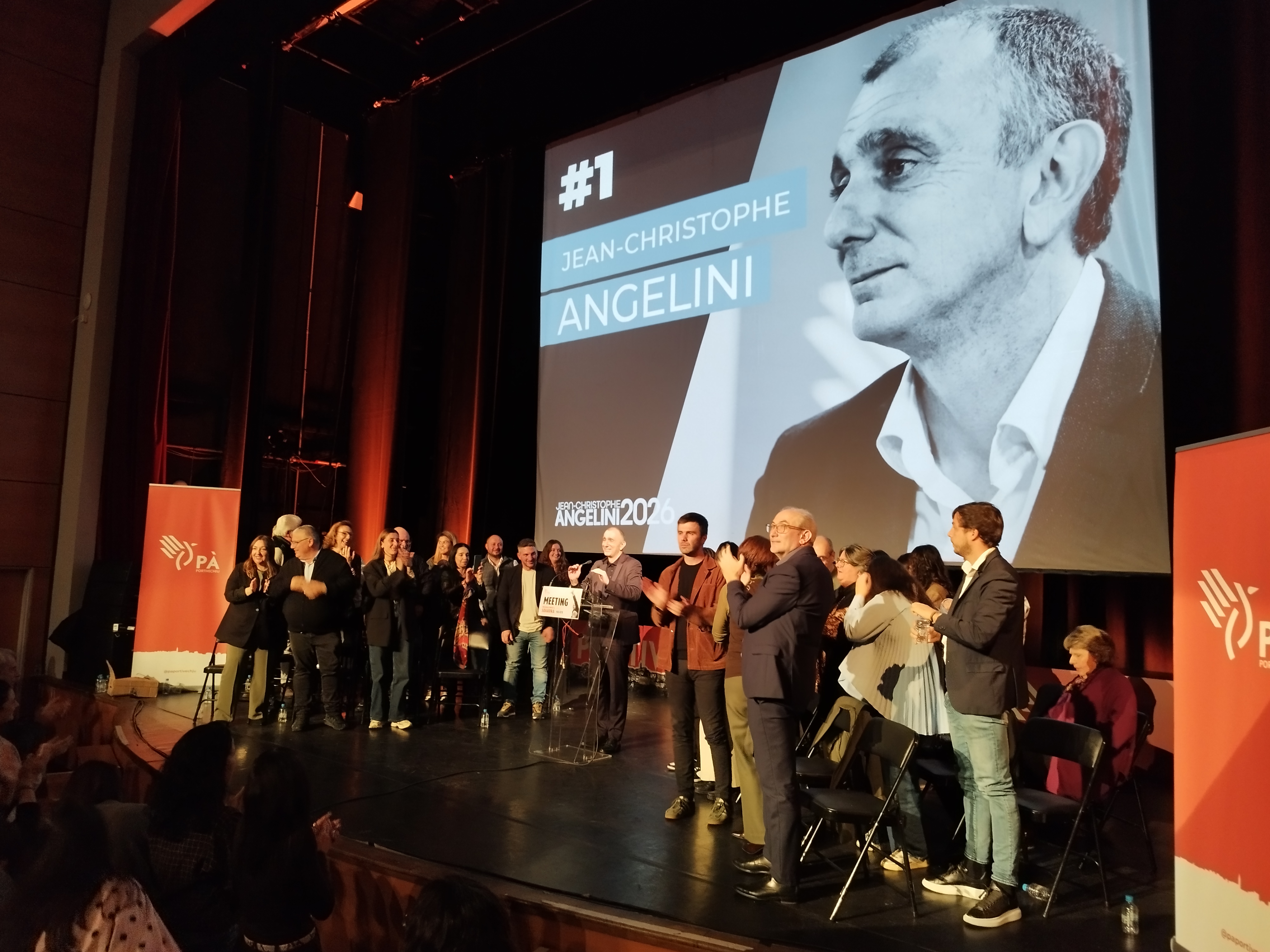 Durant deux heures et demi, l'équipe de "Pà Portivechju" a défendu le bilan du mandat écoulé et présenté sa vision pour la prochaine mandature.