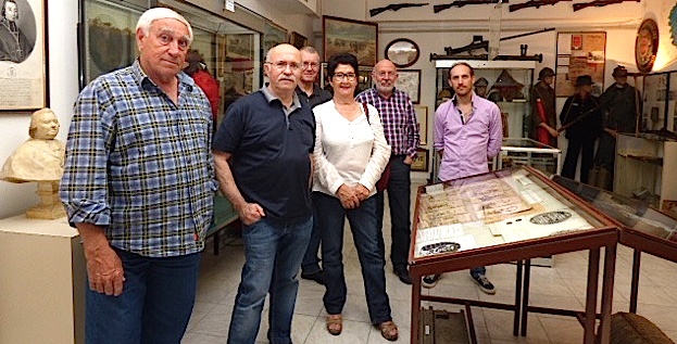 La mairie et ses services seront au chevet de l'association le temps nécéssaire à la mise en oeuvre d'un plan de sauvetage.