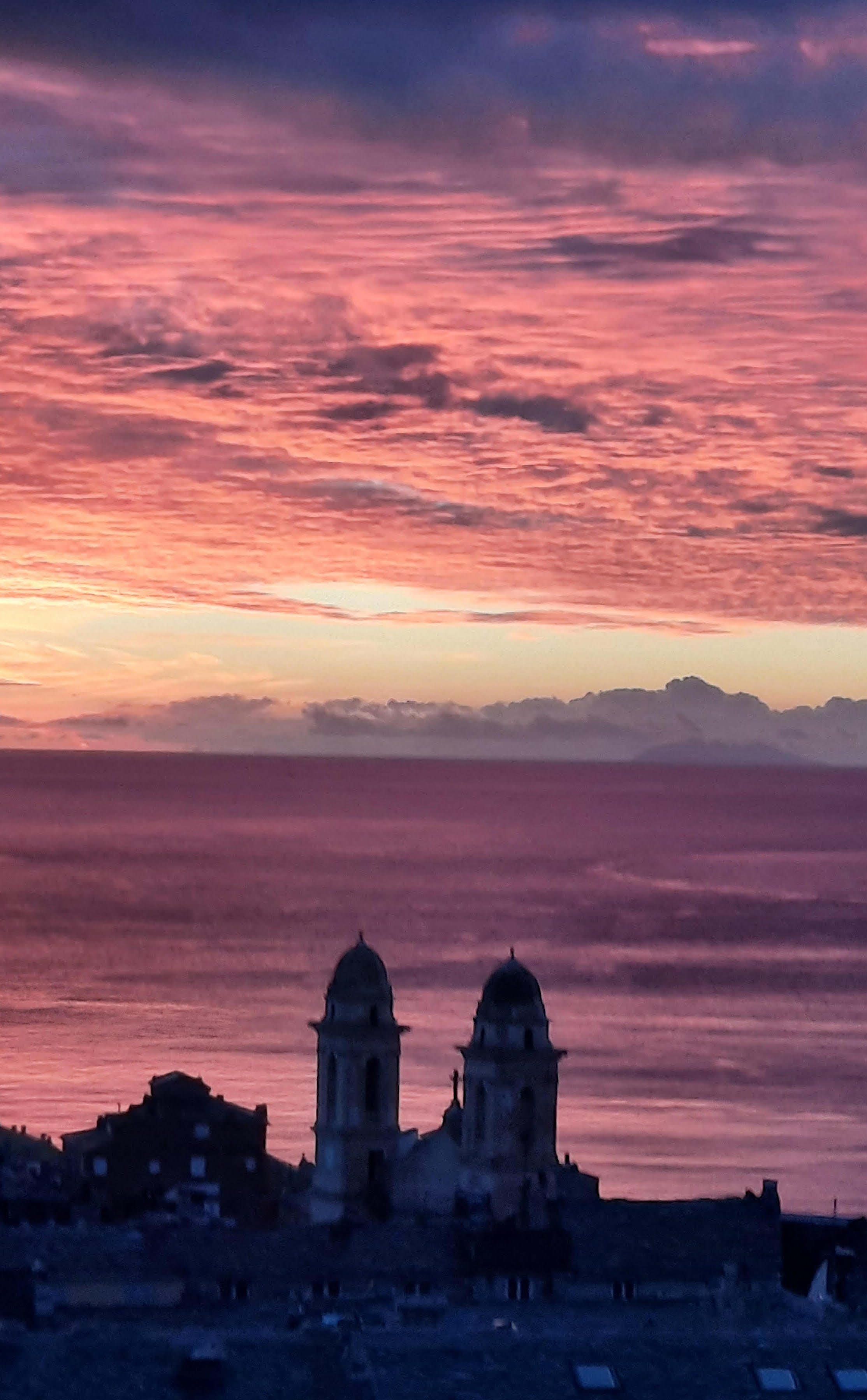 A màghjina - San Ghjuvà sottu à u celu di focu