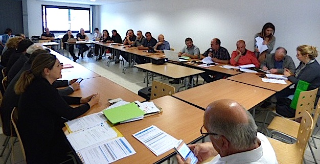 Le conseil communautaire juste avant le vote sur l'implantation des structures culturelles.