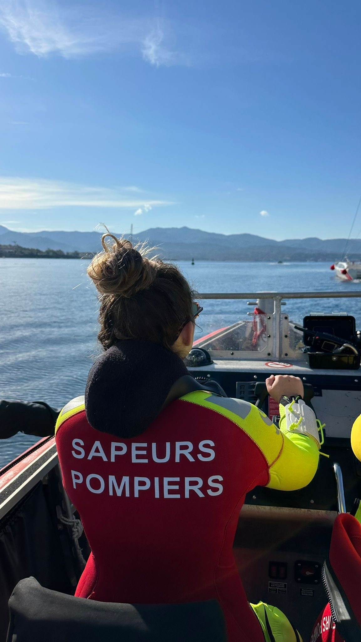 Stella Pasqualaggi, première plongeuse de première classe chez les pompiers en Corse