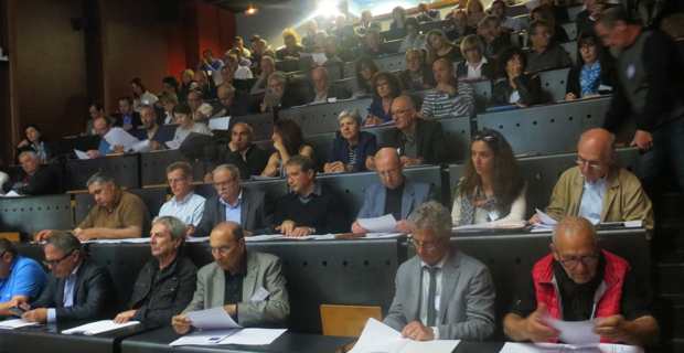 Les représentants des intercommunalités corses réunis à l'IUT de Corte.